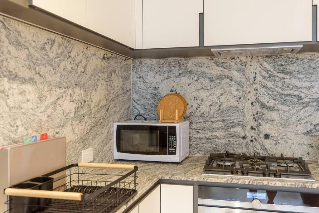 Glamorous 2bdr In Cbd Melbourne
