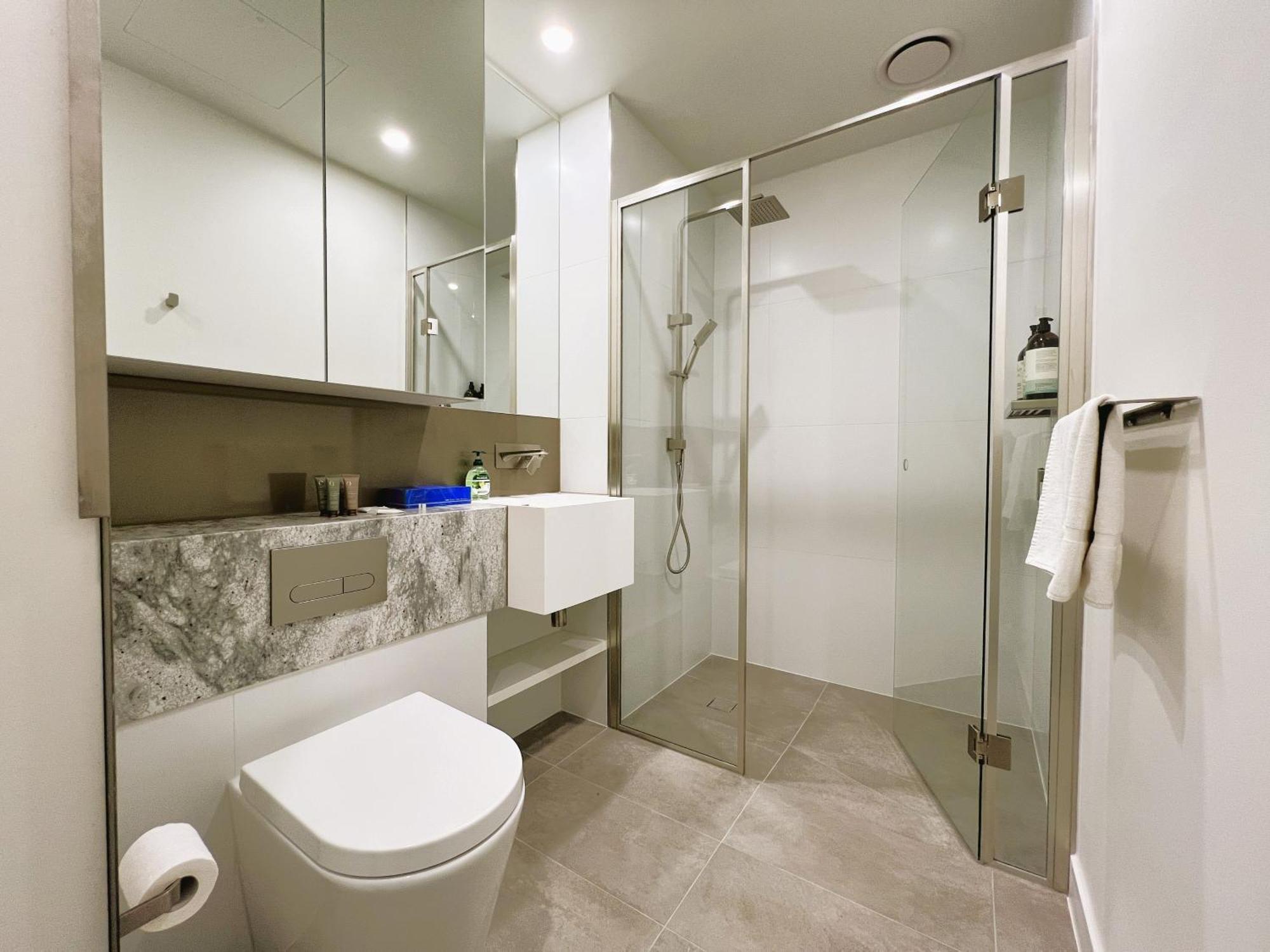 1 Brm 1 Study, Southern Cross, Garden View, Lvl 45 Apartment Melbourne