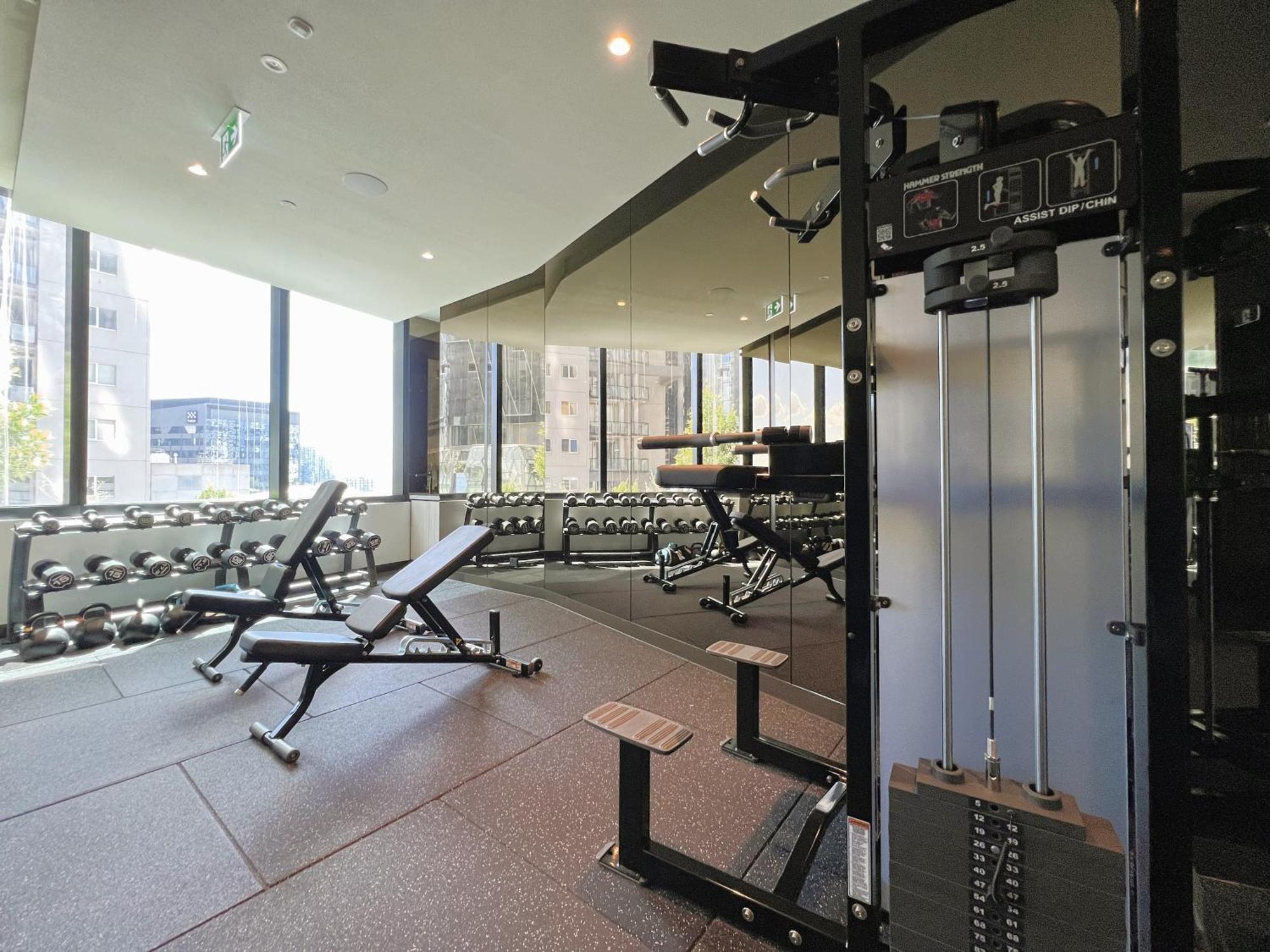 1 Brm 1 Study, Southern Cross, Garden View, Lvl 45 Apartment