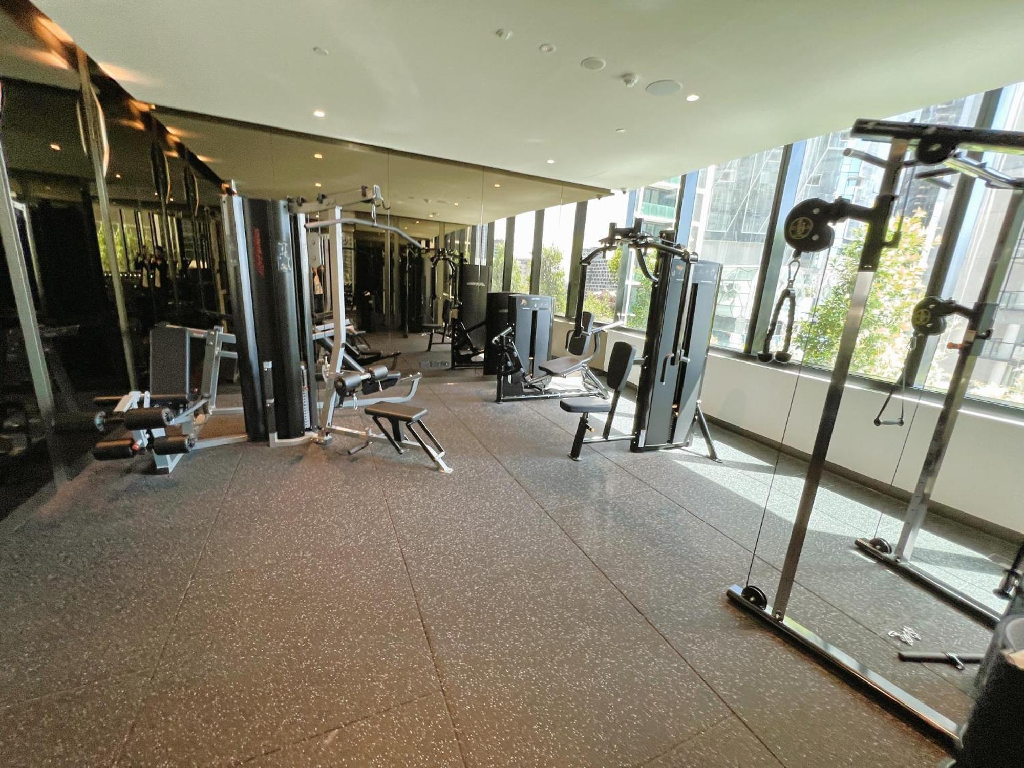 1 Brm 1 Study, Southern Cross, Garden View, Lvl 45 Apartment *