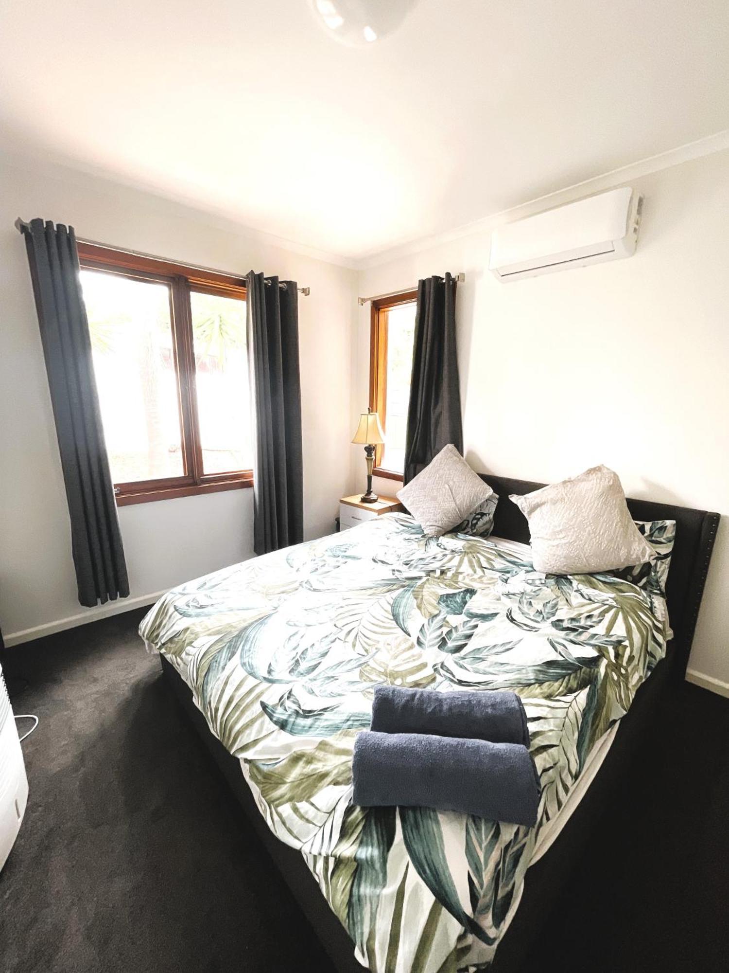Villa Luxury 5 Bedrooms, Pool, Quiet Melbourne