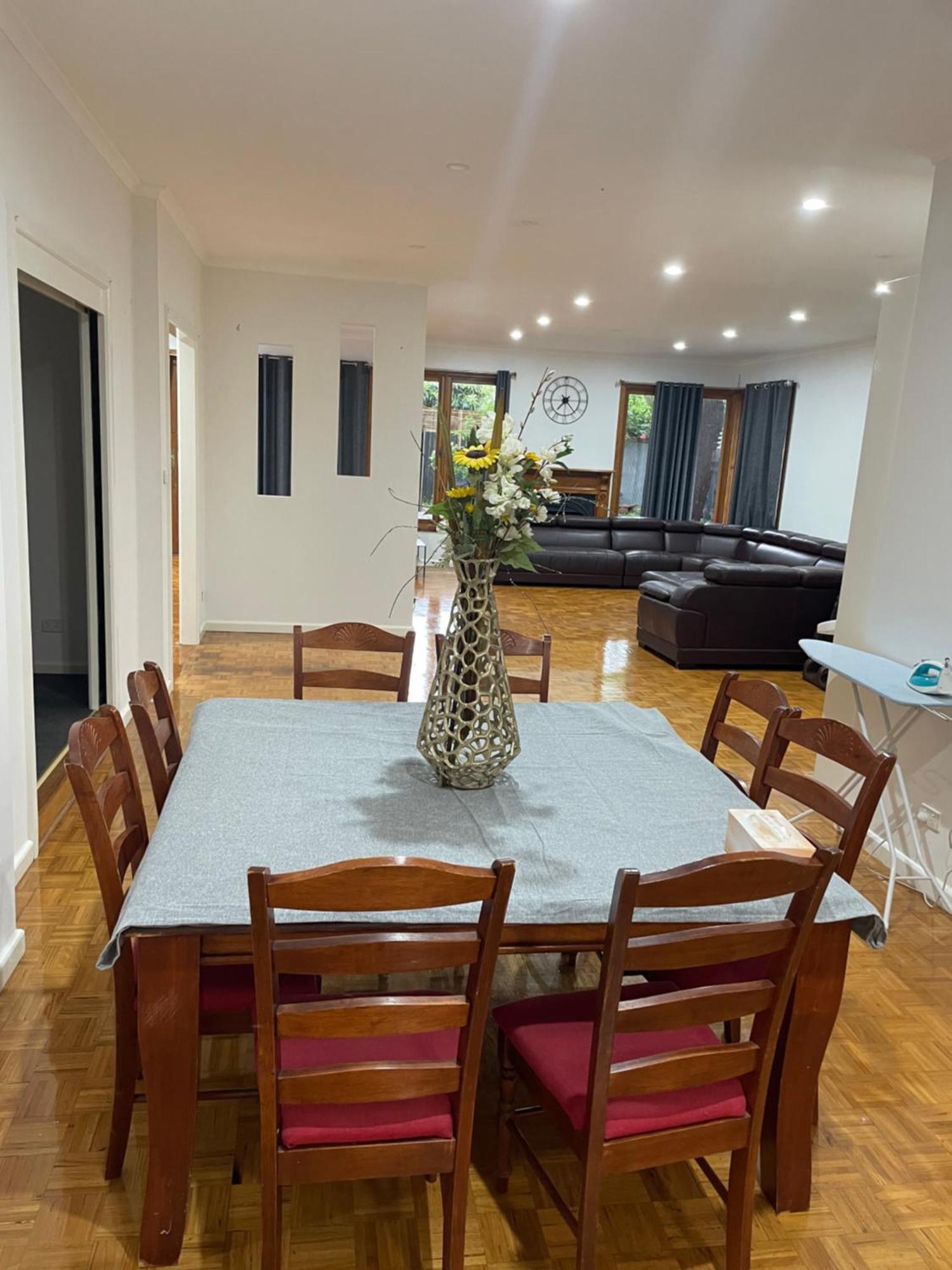 Luxury 5 Bedrooms, Pool, Quiet Villa