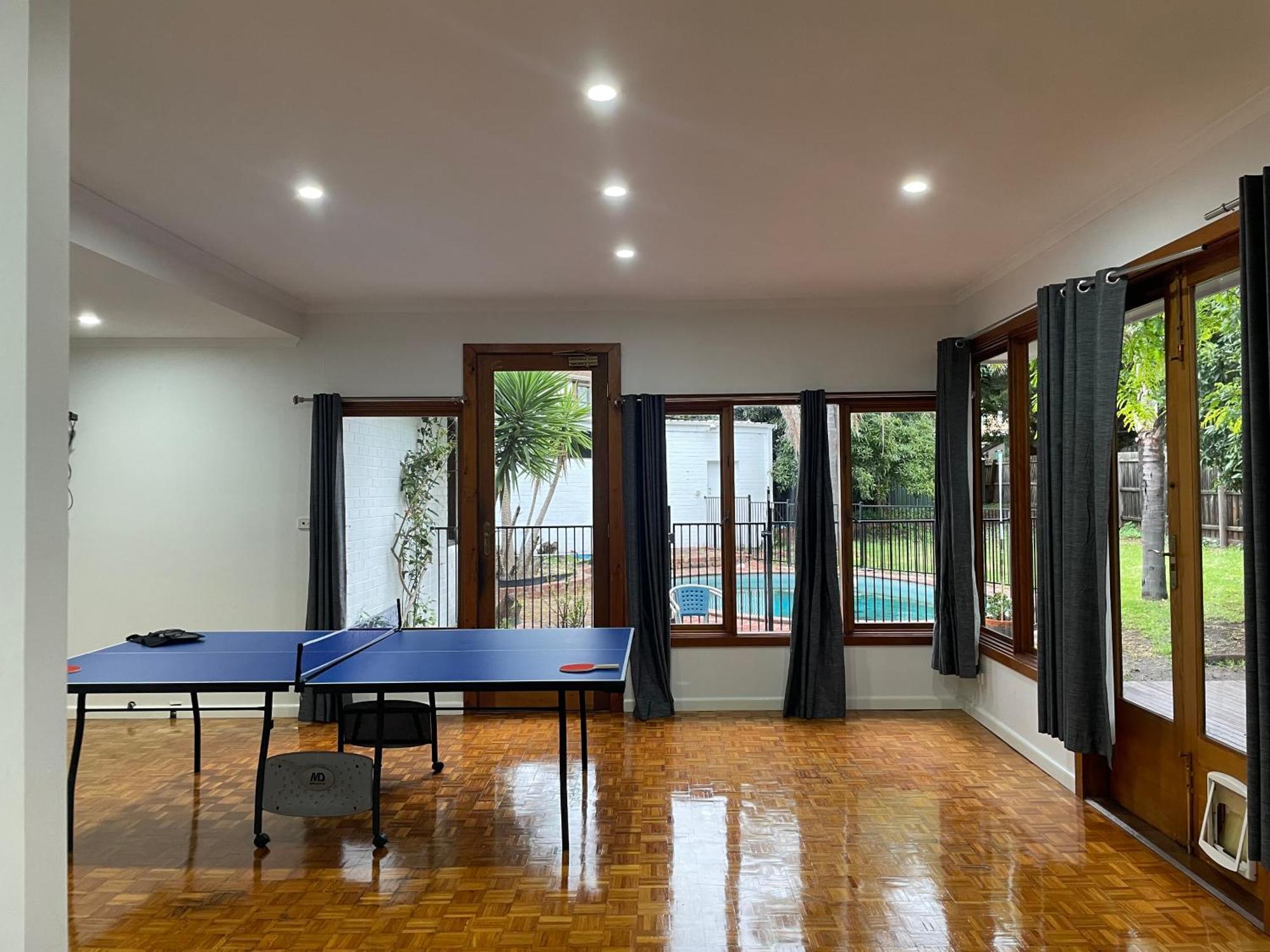 Luxury 5 Bedrooms, Pool, Quiet Villa *