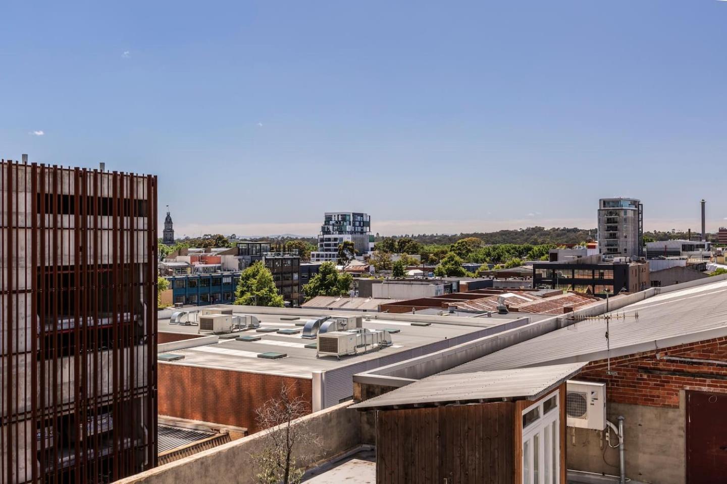 'the Arc' Upscale Heritage In Collingwood Apartment