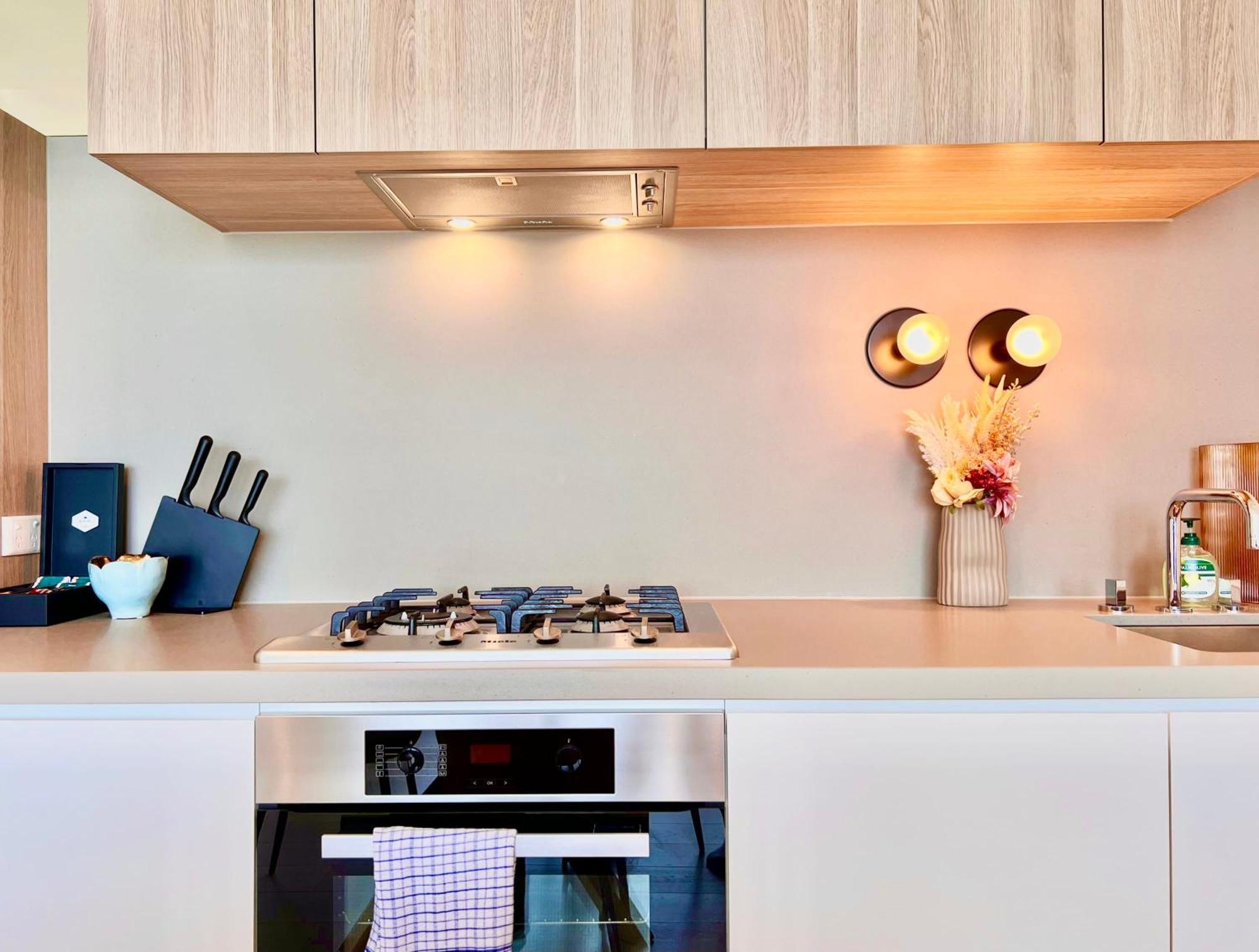 Highrise Location 2 Bedrooms & 2 Bathrooms *