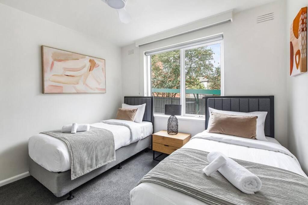 Urban - Stylish Courtyard Haven Off Malvern Rd Apartment *
