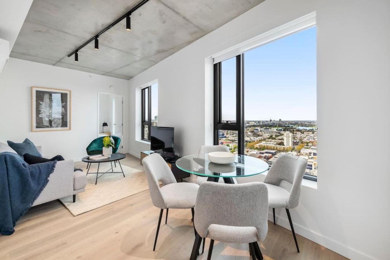 Apartment Stunning Stature Southbank 2bed