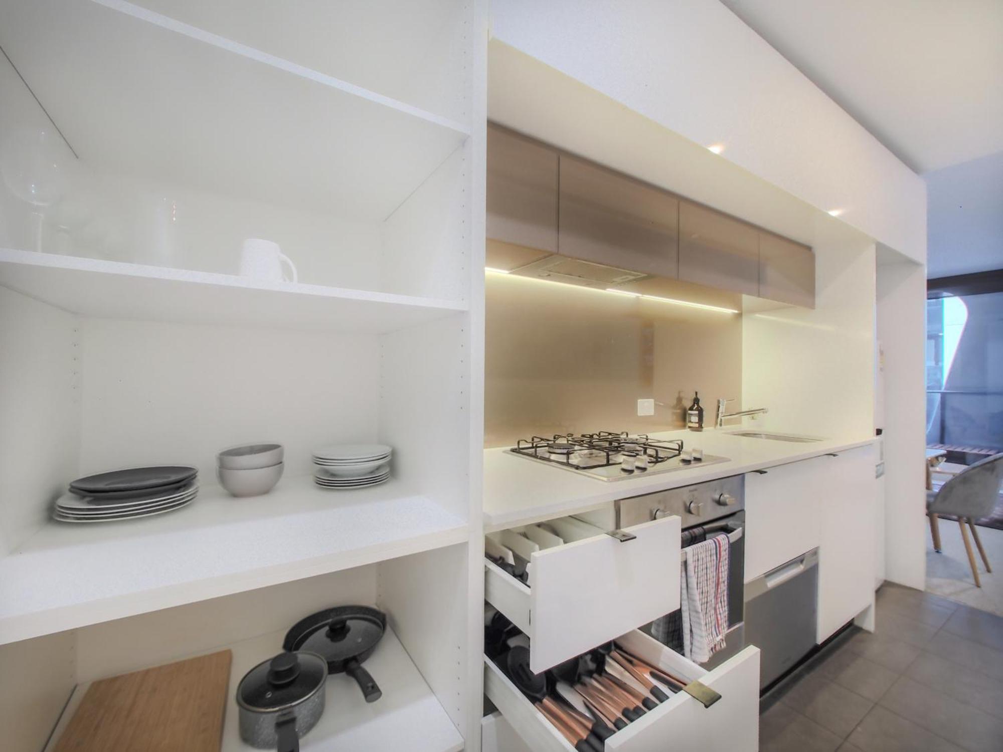 High Level On 36th Floor 2br1babalcony Wifi Apartment