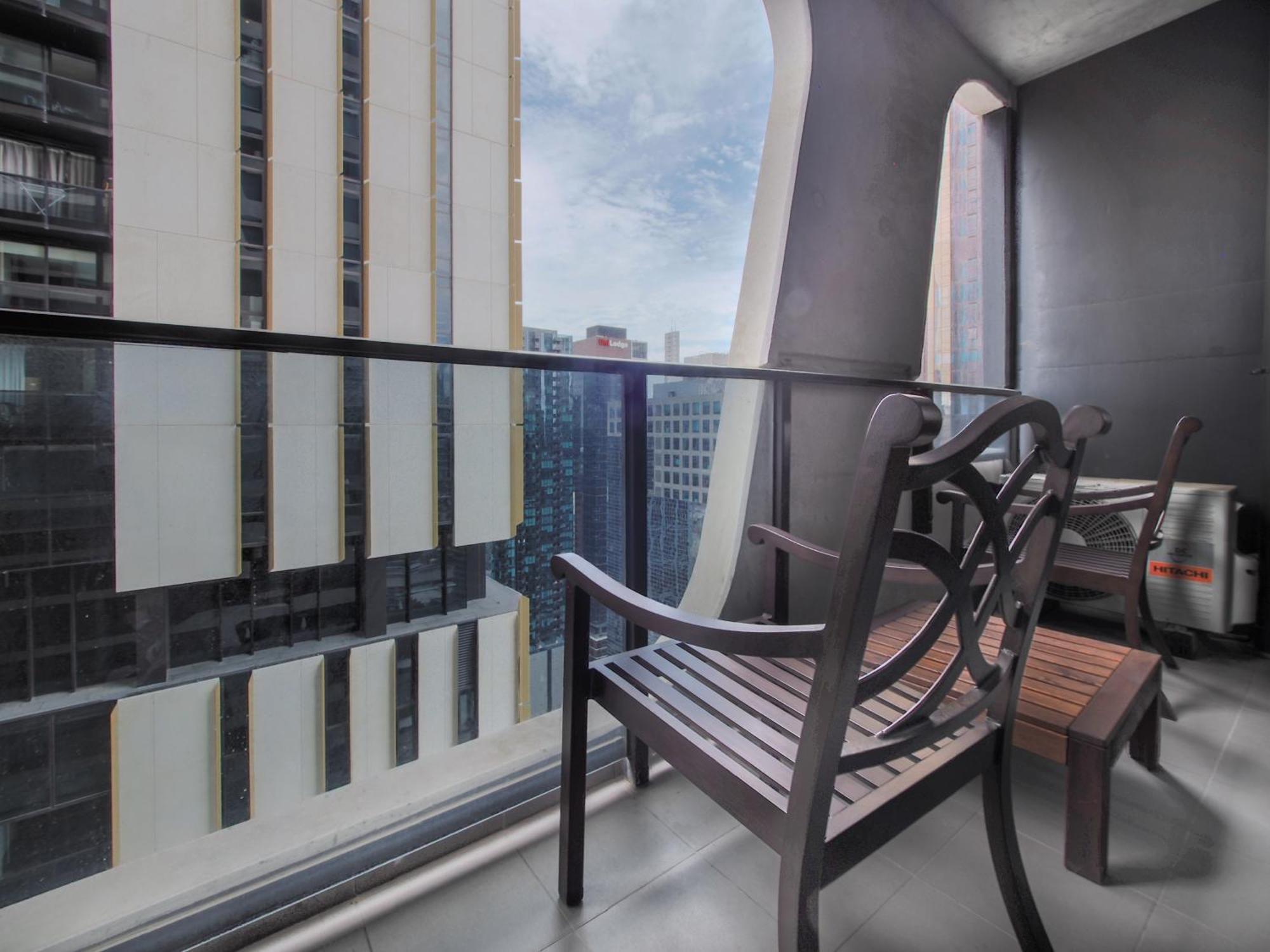 Apartment High Level On 36th Floor 2br1babalcony Wifi *