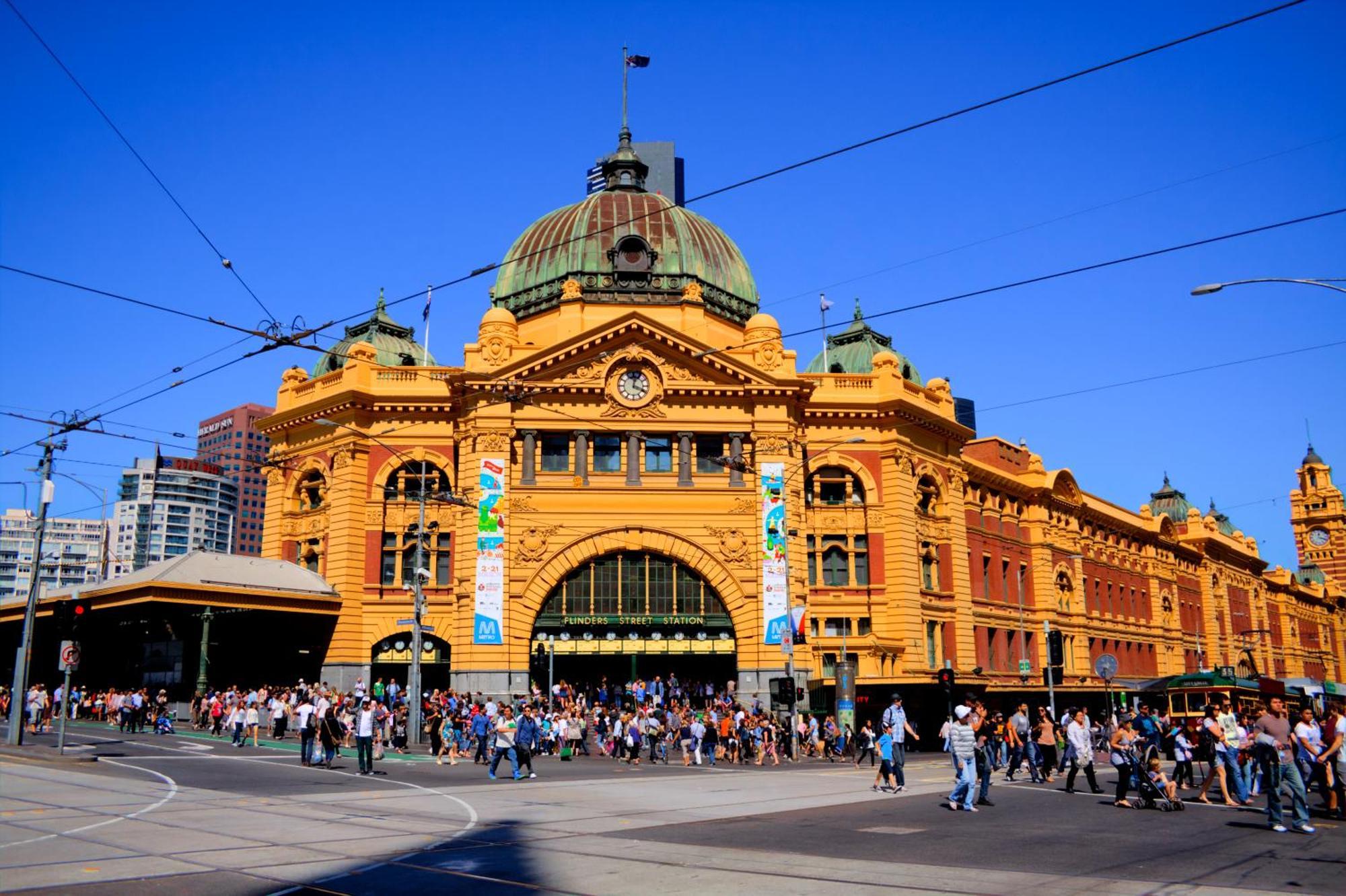 Elegant 3 Brsapt With 2 Small Car Space * Melbourne