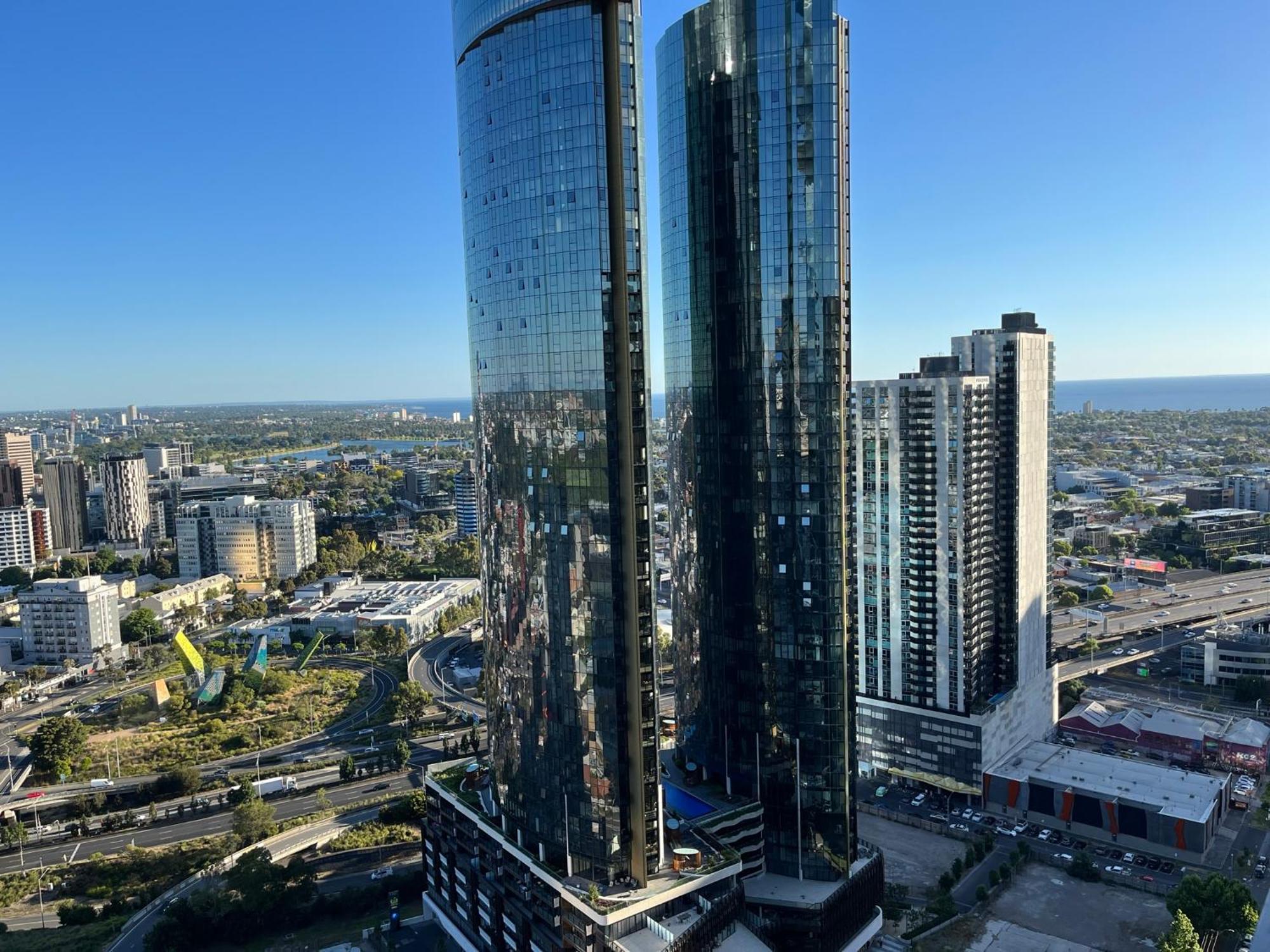 Apartment Modern 3 Bedroom With Amazing Views Melbourne