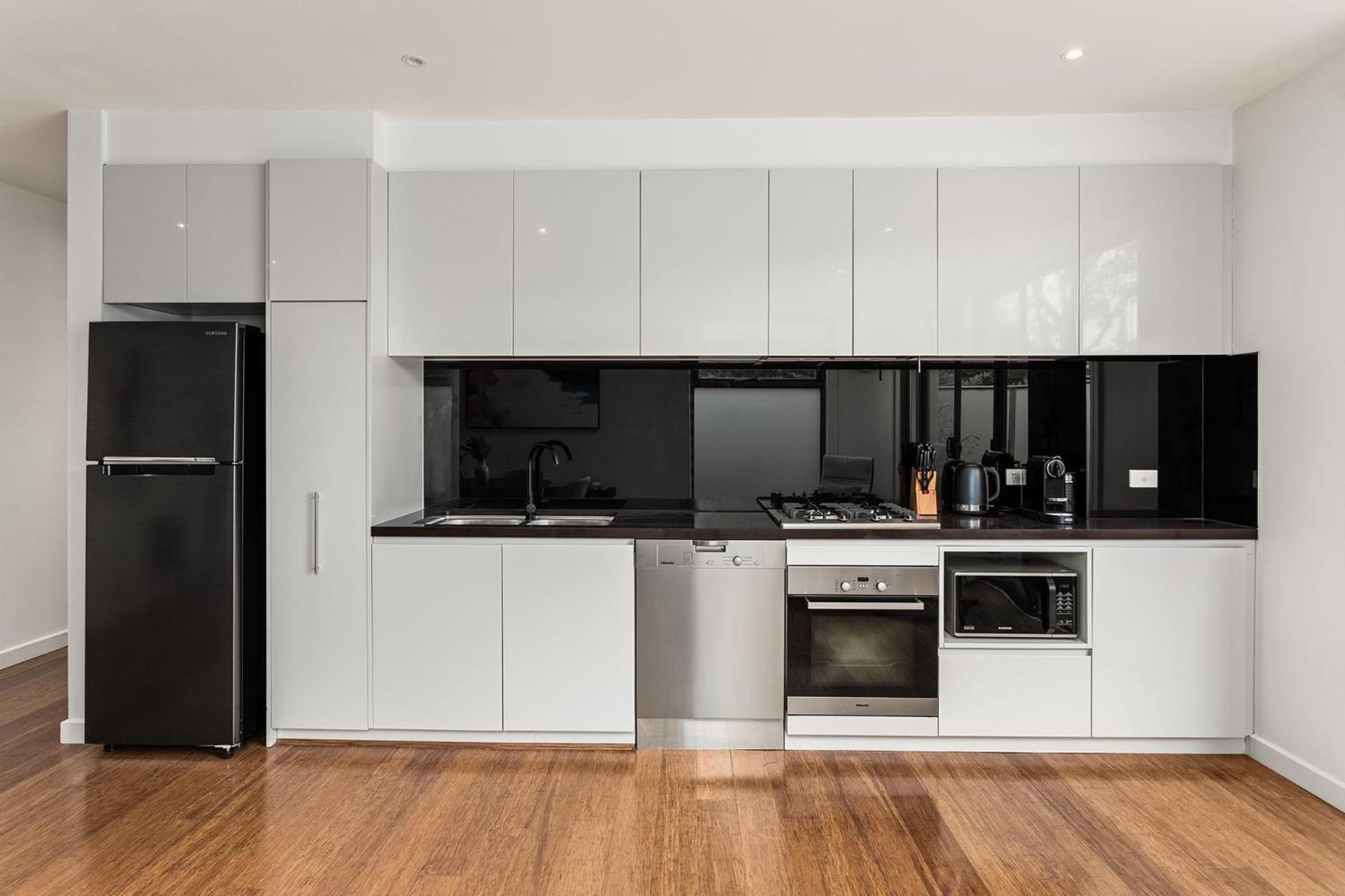 Boutique - Faraday Apartment *