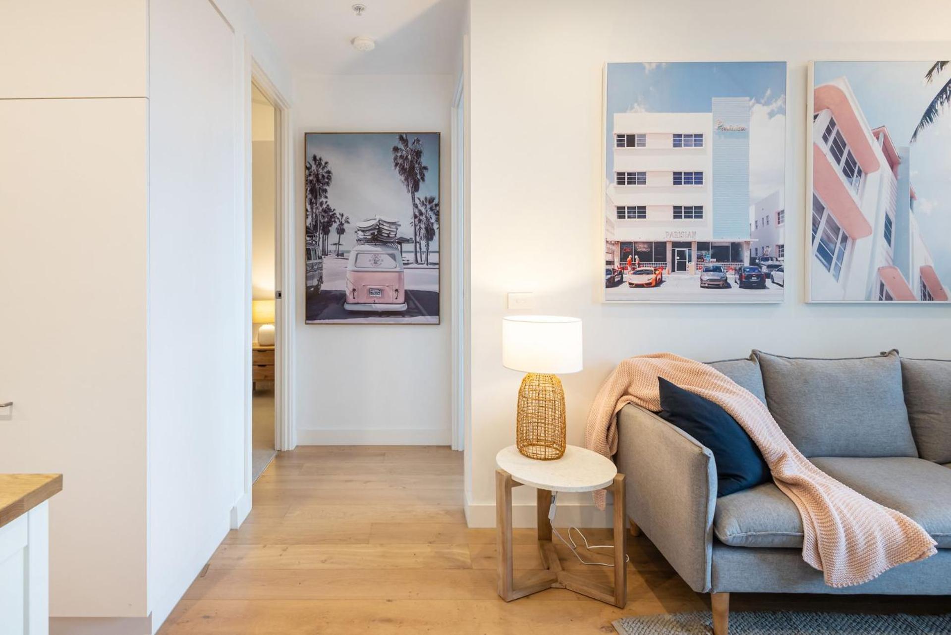 Bayside Living At The Hampton Apartment *
