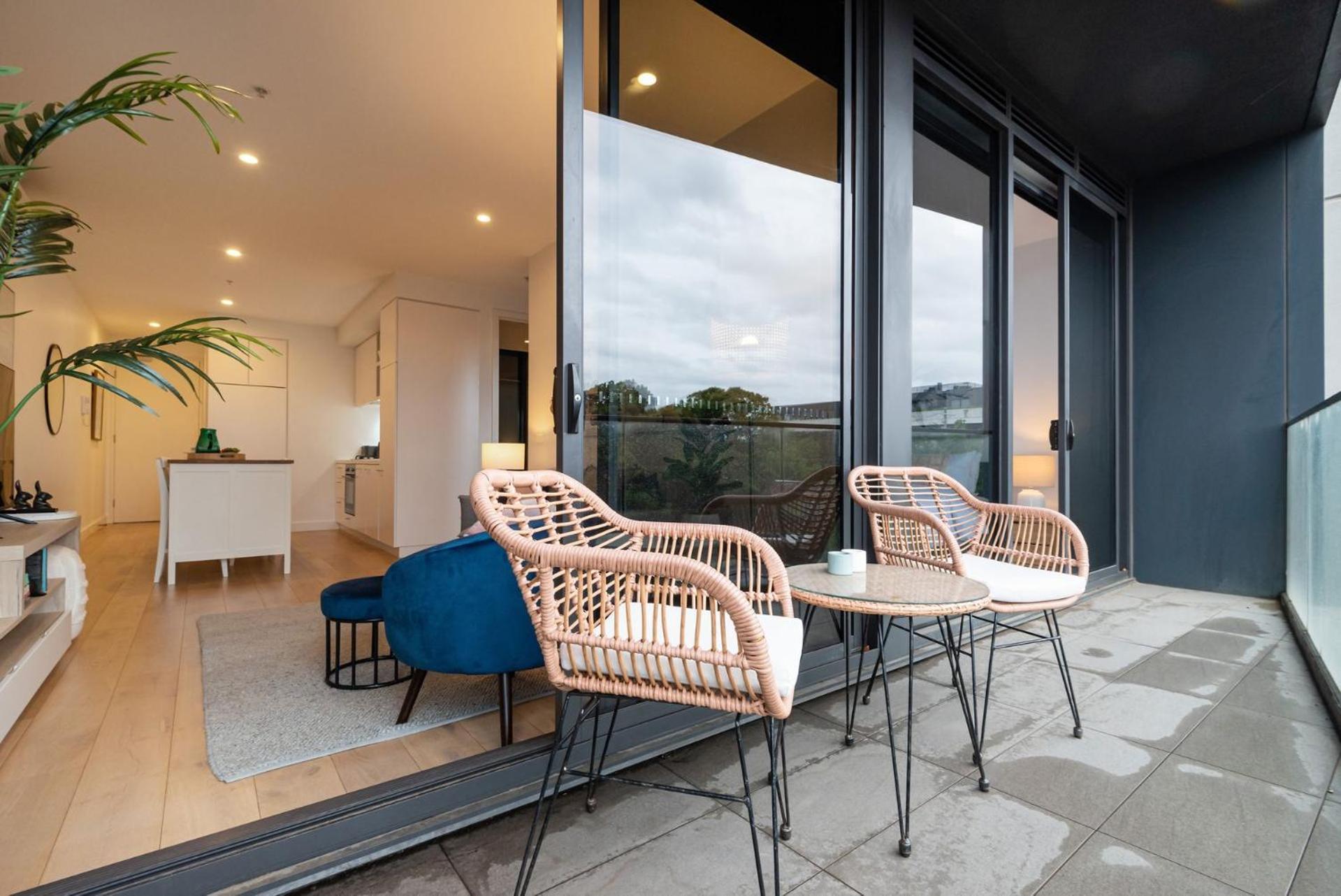 Apartment Bayside Living At The Hampton