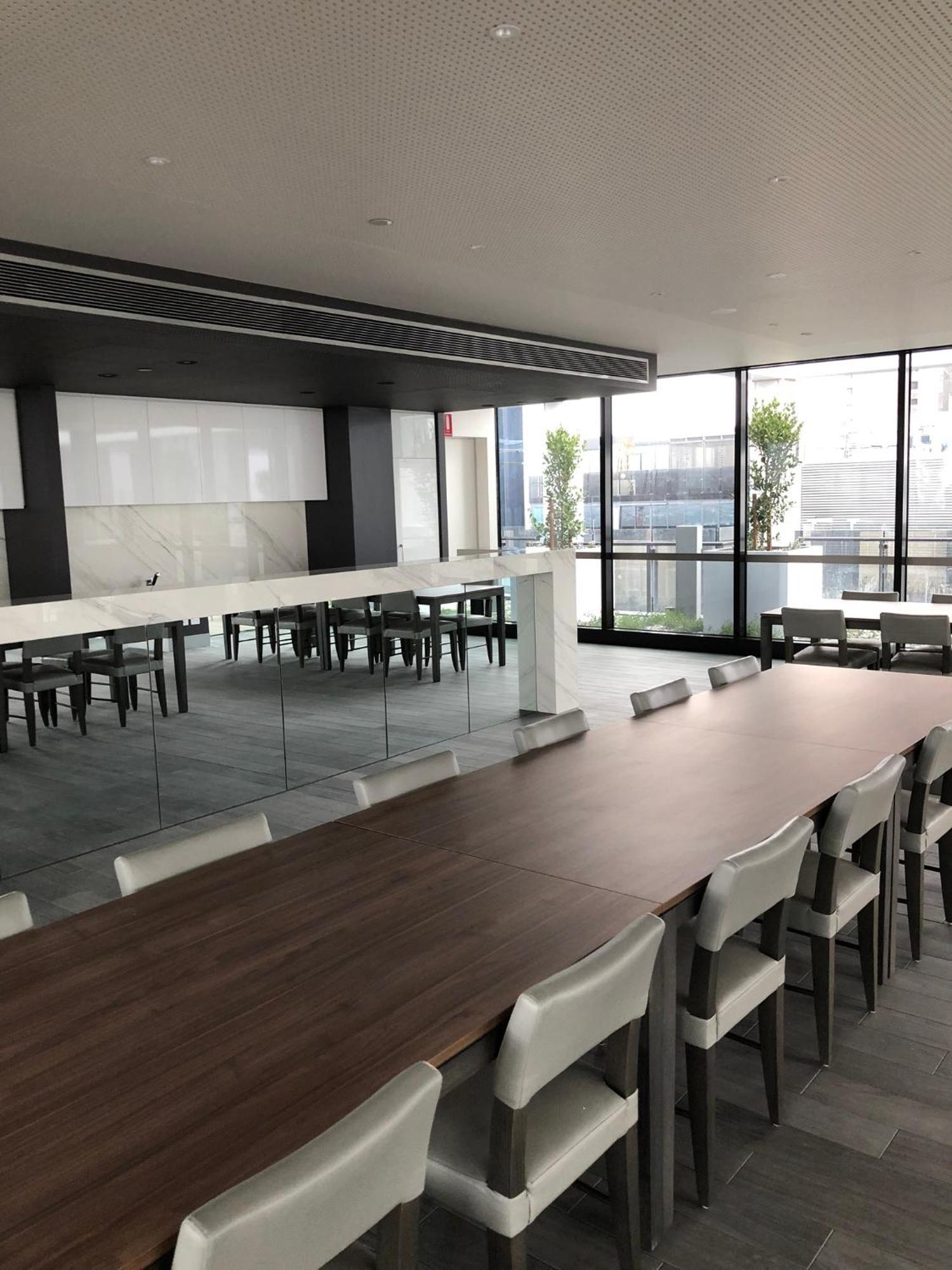 Apartment Modern 3 Bedroom With Amazing Views Melbourne
