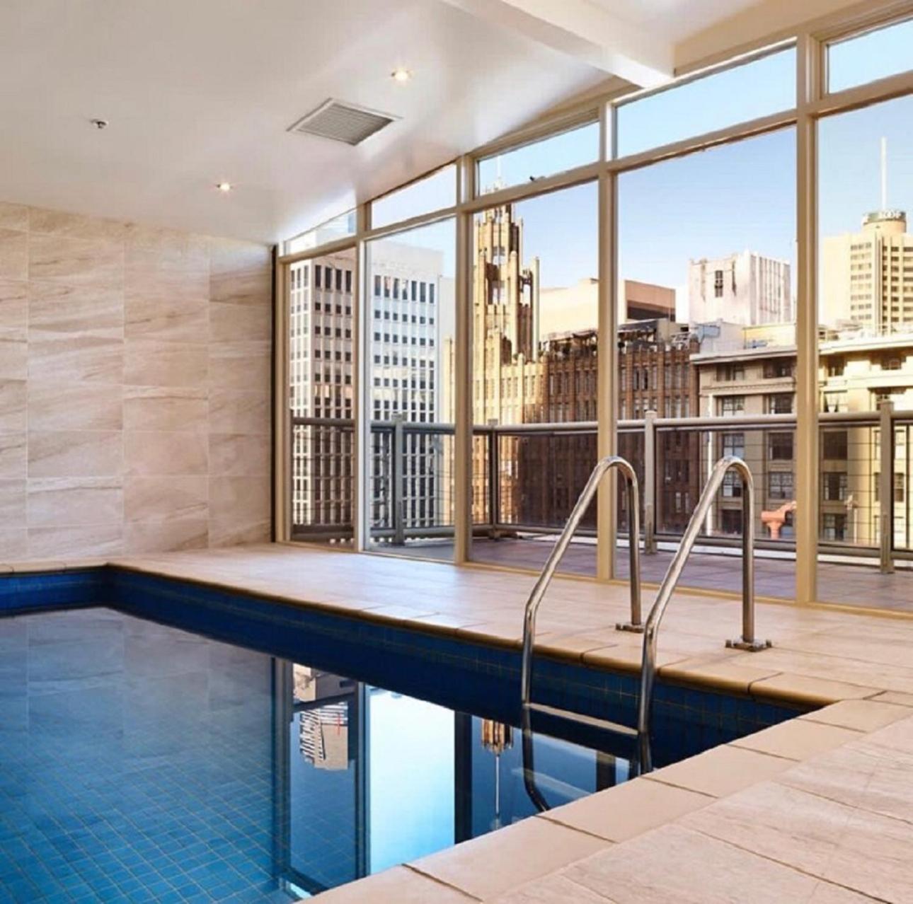 The Victoria Hotel 3*