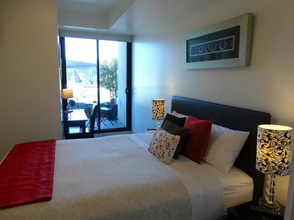 Flinders Wharf 4*