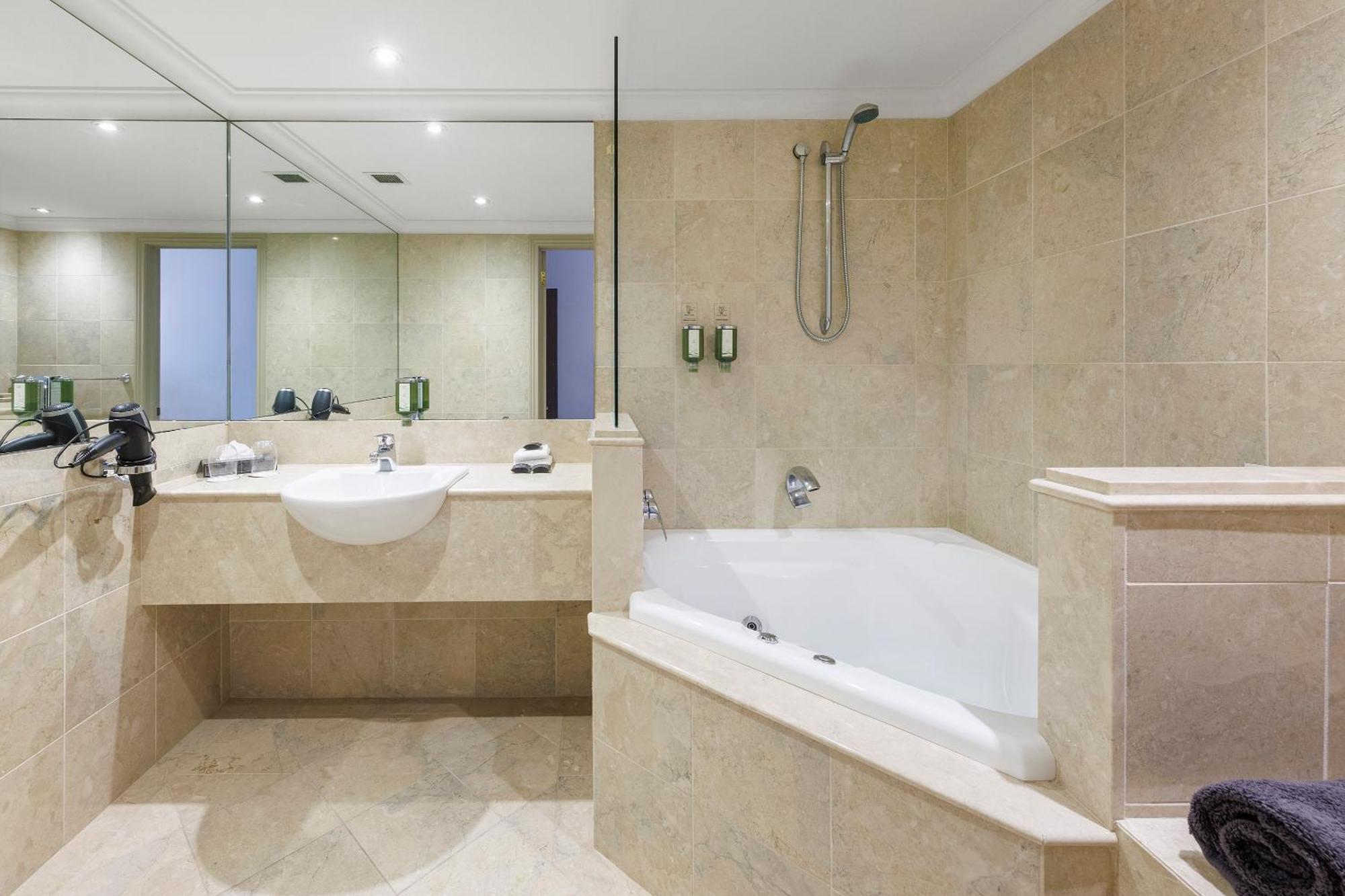 Hotel Kimberley Gardens Hotel, Serviced And Serviced 4*