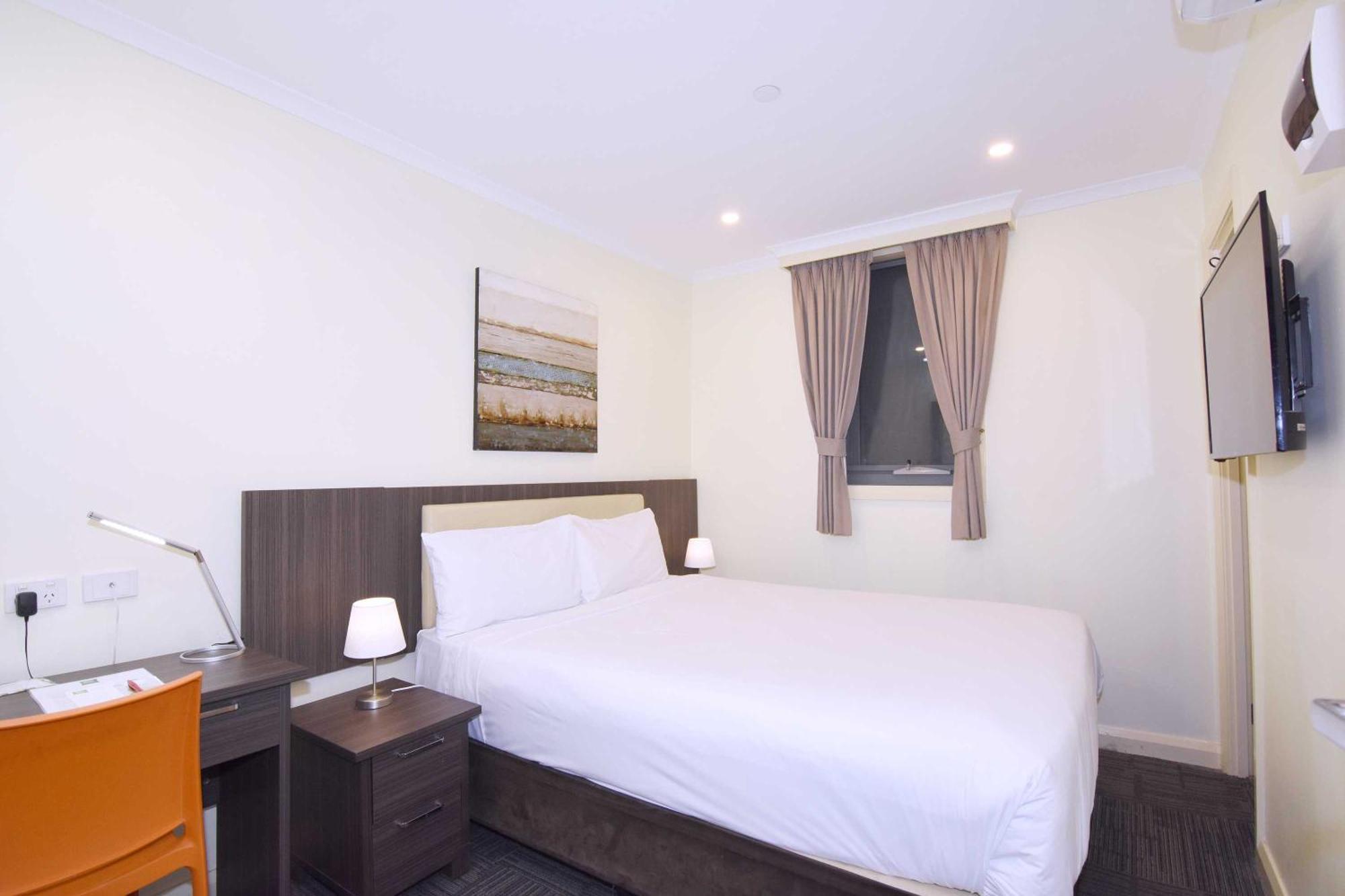 Ibis Styles Kingsgate Hotel