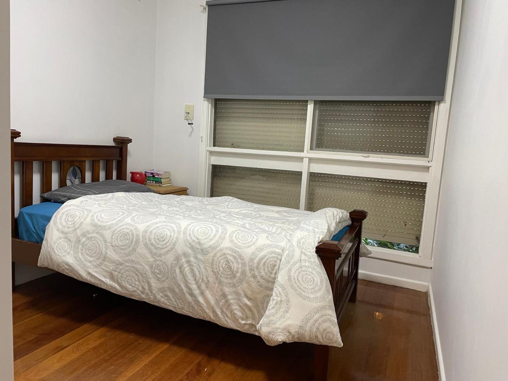 D High Quality Large Bed Near Commercial Areas, Universities, And Rail Transit In Villas *
