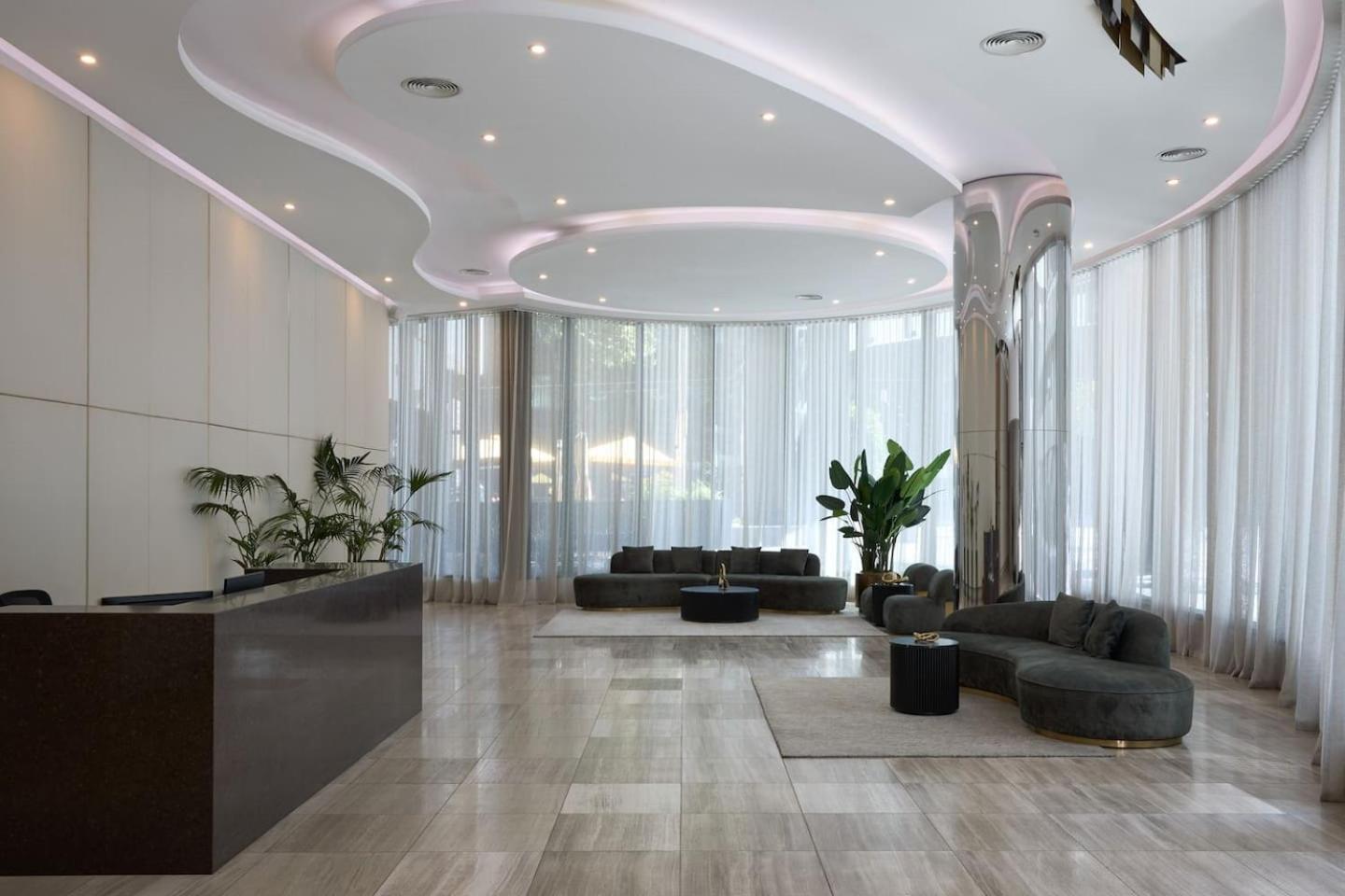 'panoramic Elegance' Stylish Off Chapel St With Pool Apartment Melbourne