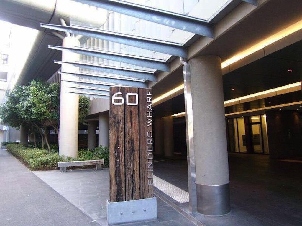 Aparthotel Flinders Wharf 4*