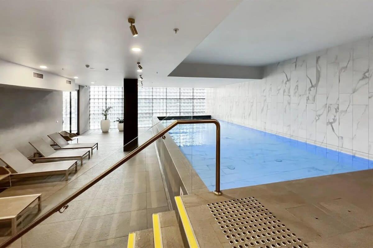 Apartment A Modern Near Southern Cross With Views