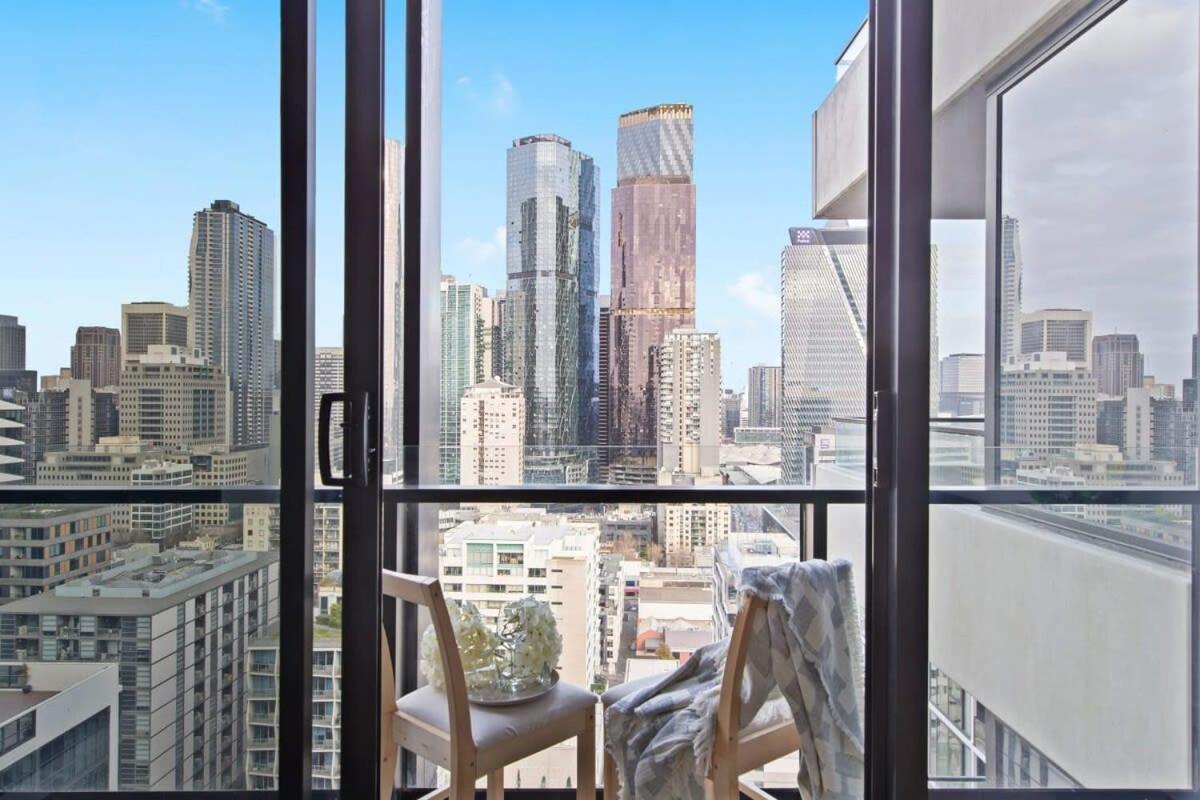 A Modern Near Southern Cross With Views