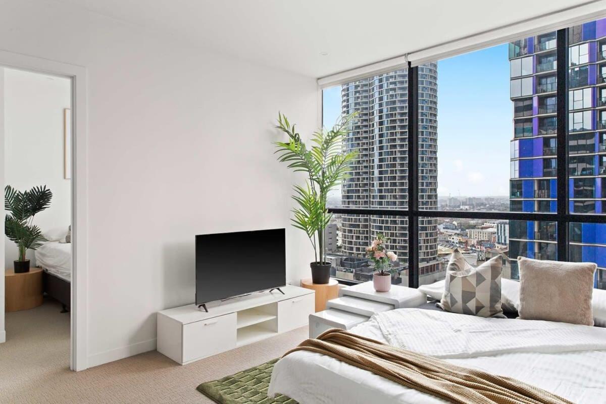 Modern 2br Next To Victoria Market Views Apartment Melbourne