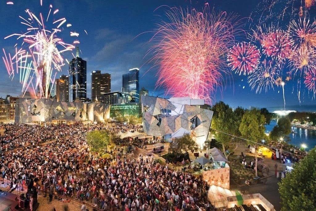 A Cozy 2br Near Views * Melbourne