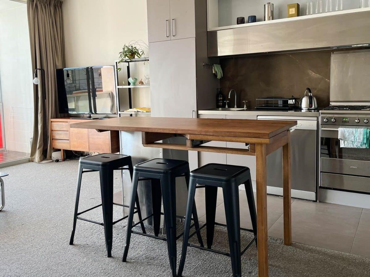 Explore From Chic 1br In Windsor *