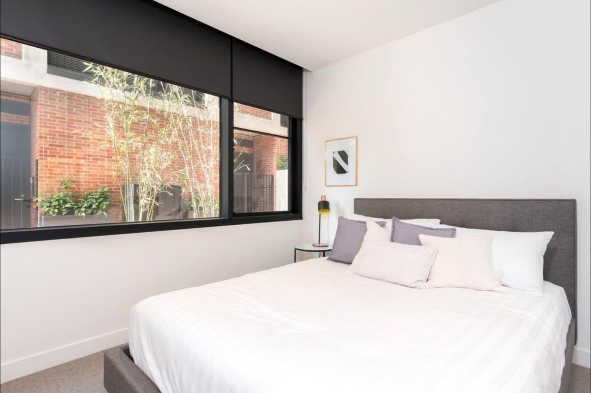 Modern In Flawless Fitzroy+carpark *