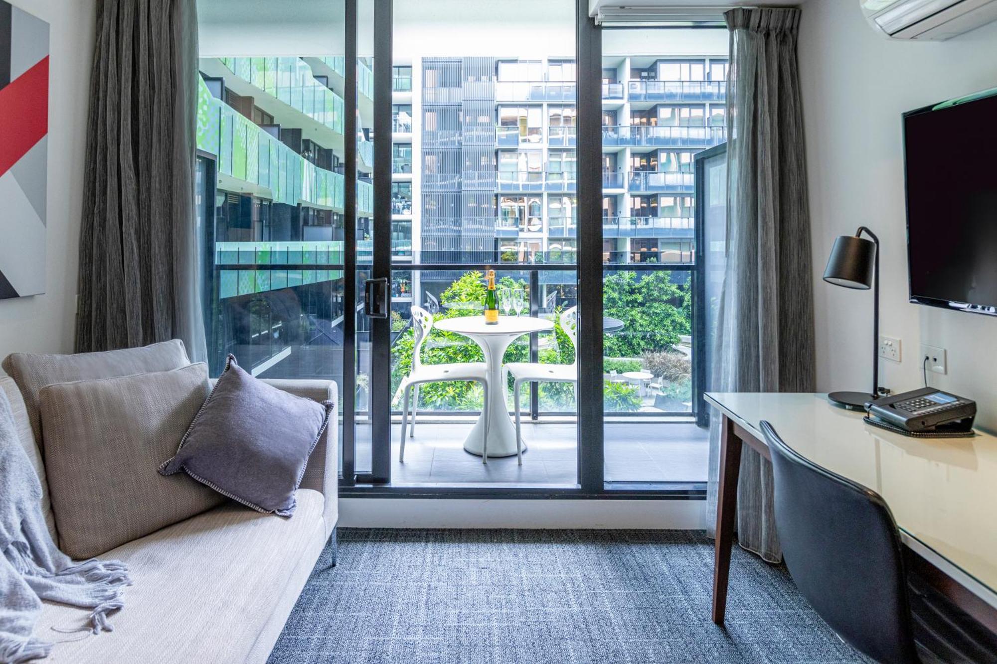 Aparthotel Corporate Living Abbotsford 4*