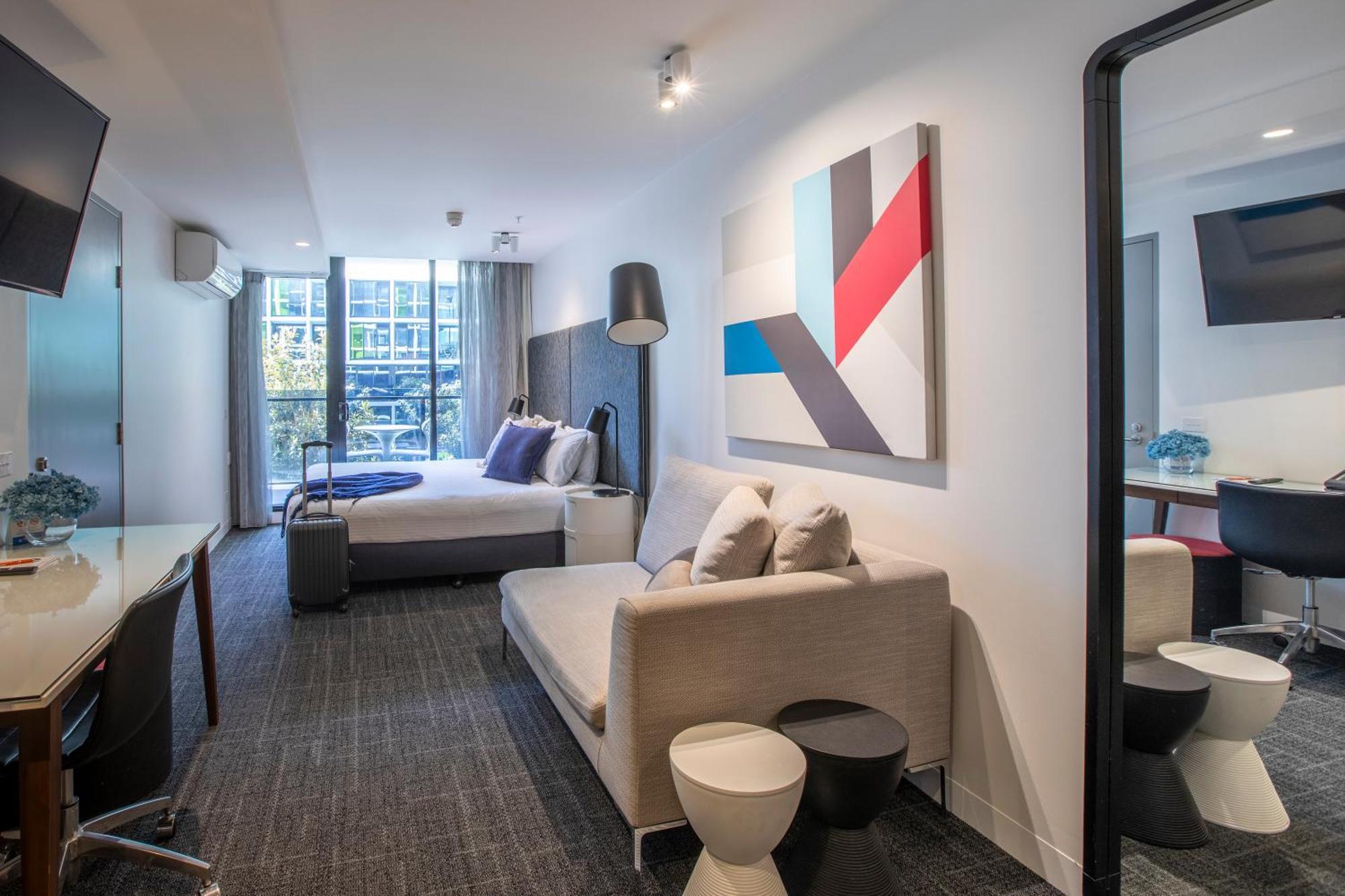 Aparthotel Corporate Living Abbotsford 4*
