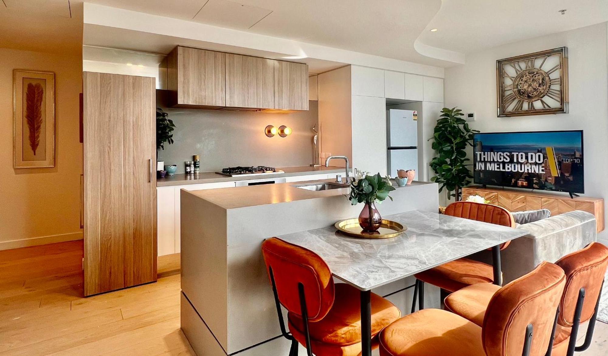 Highrise Location 2 Bedrooms & 2 Bathrooms Melbourne