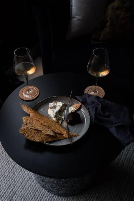 Luxury Sanctuary - Revel & Hide Melbourne