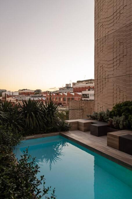 Luxury Sanctuary - Revel & Hide