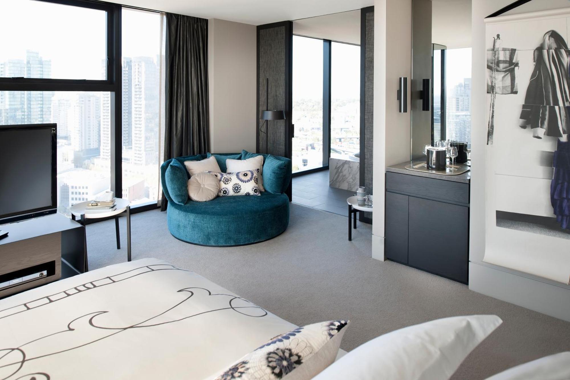 Hotel Crown Metropol