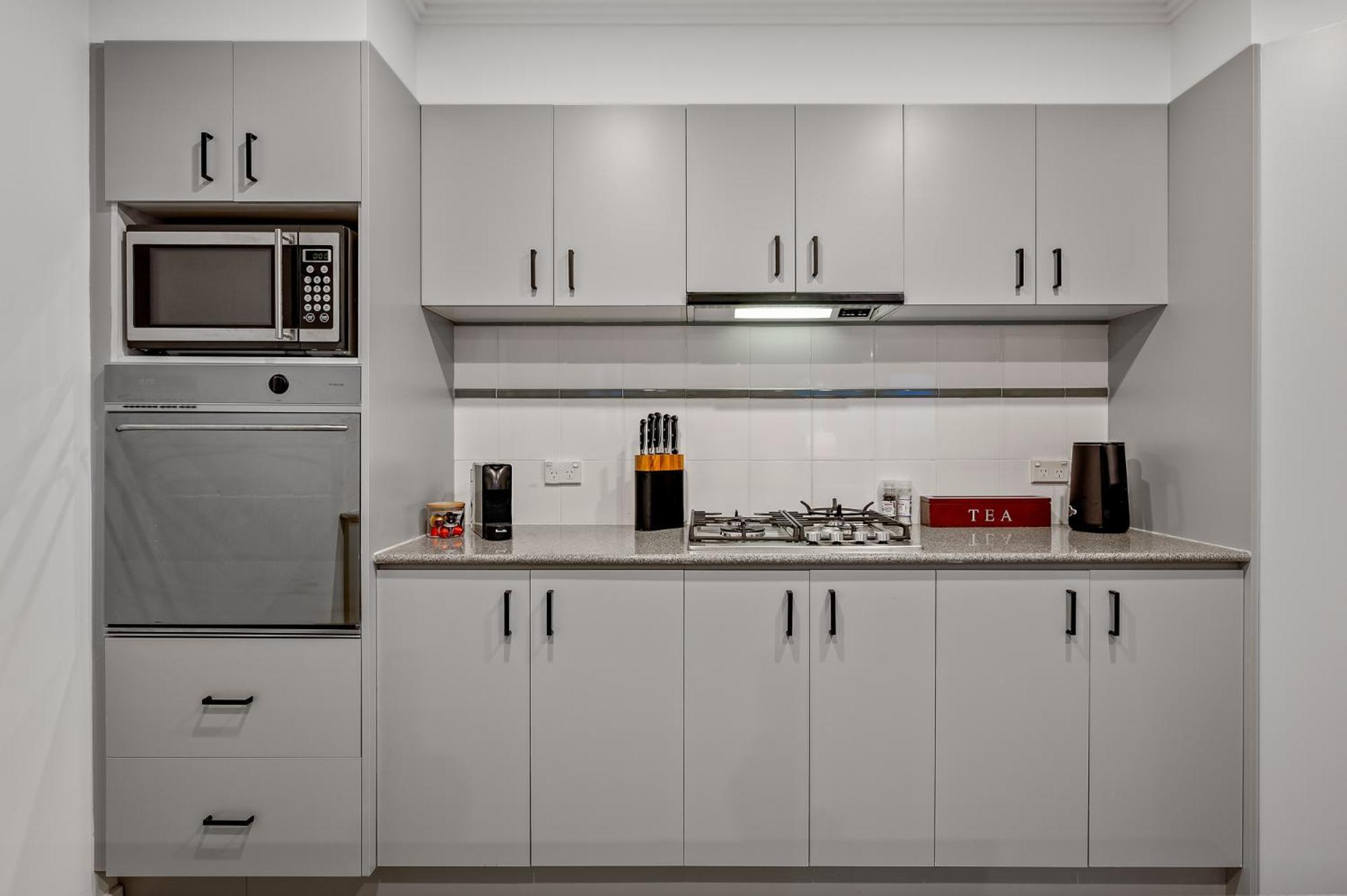 Exclusive - Southgate Apartment *