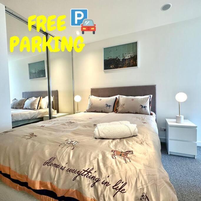 2b1b Cozy Near Train Station + Free Parking! Apartment