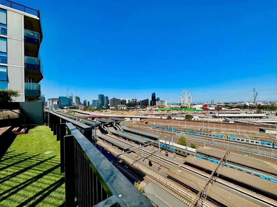 2b1b Cozy Near Train Station + Free Parking! Melbourne