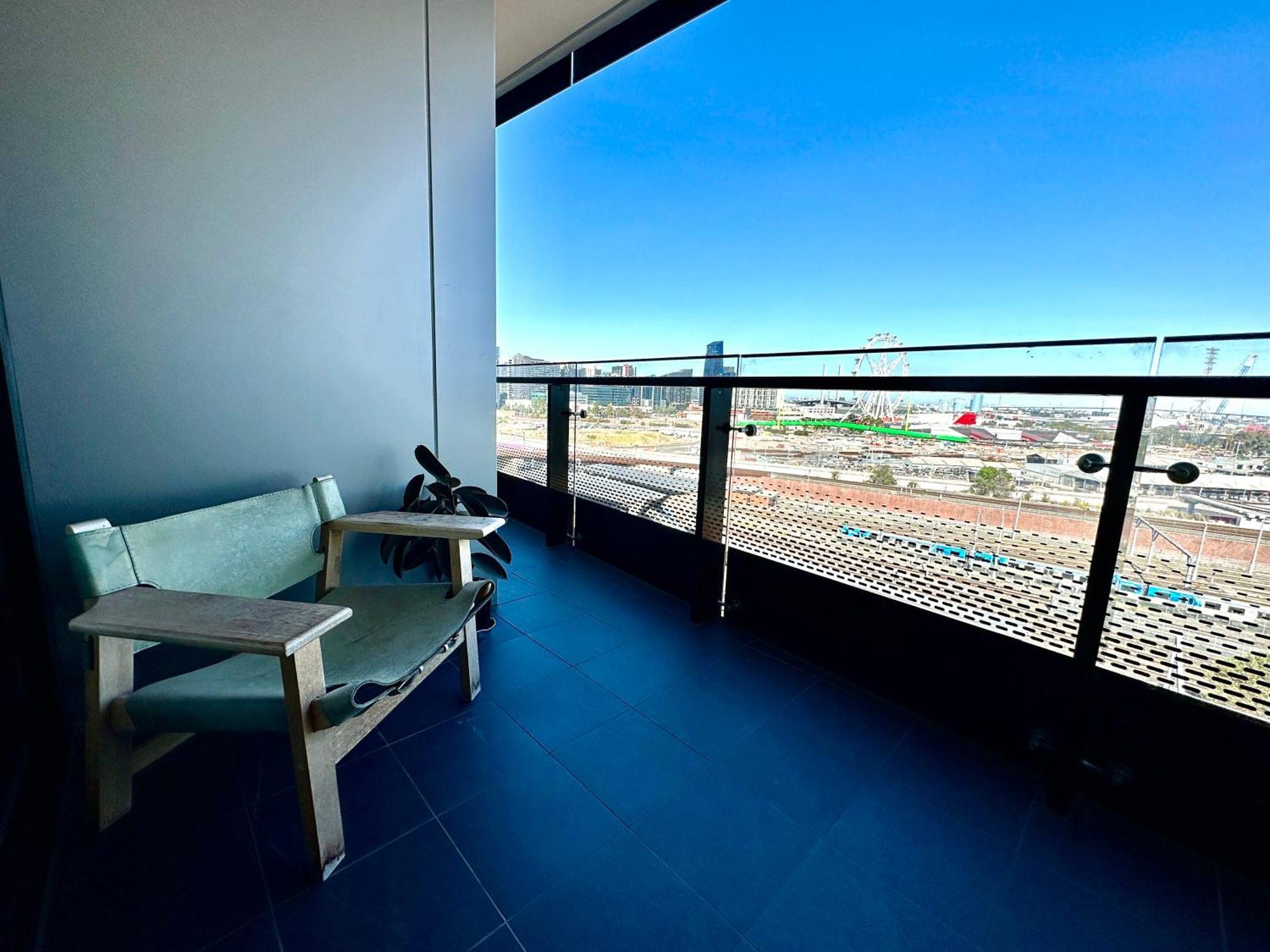 2b1b Cozy Near Train Station + Free Parking! Apartment Melbourne