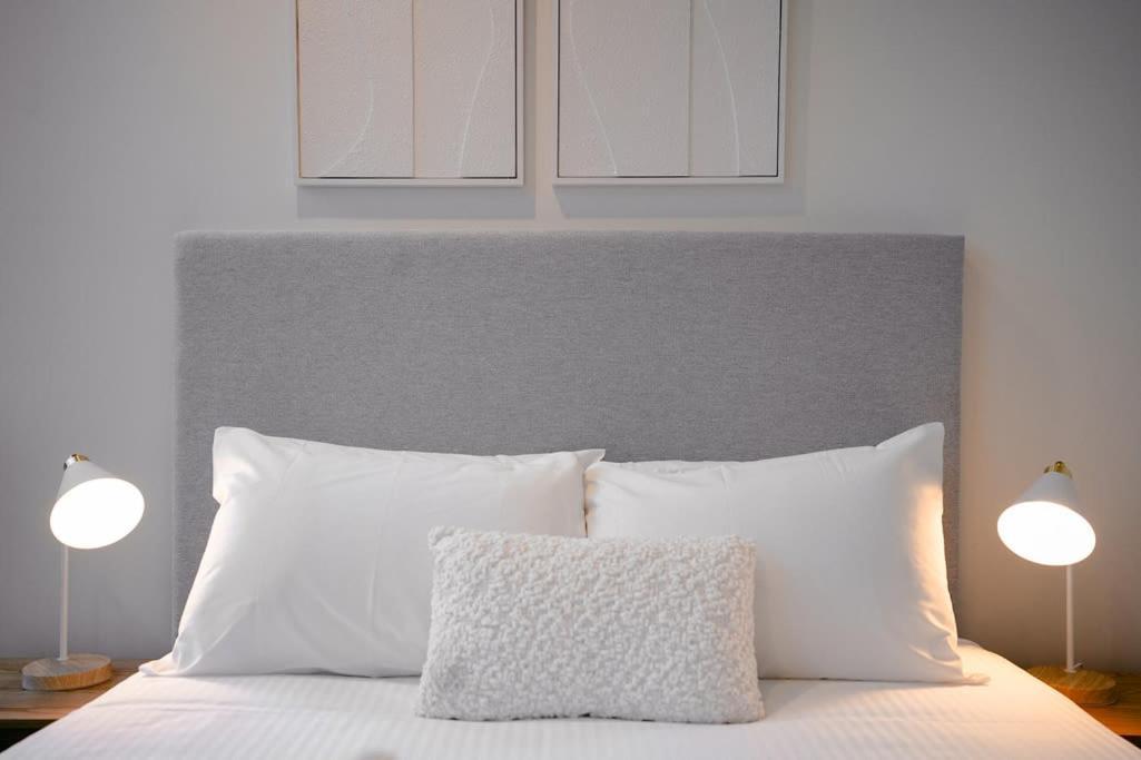 Australia 108 - Prestigious Southbank Level 14 Apartment *