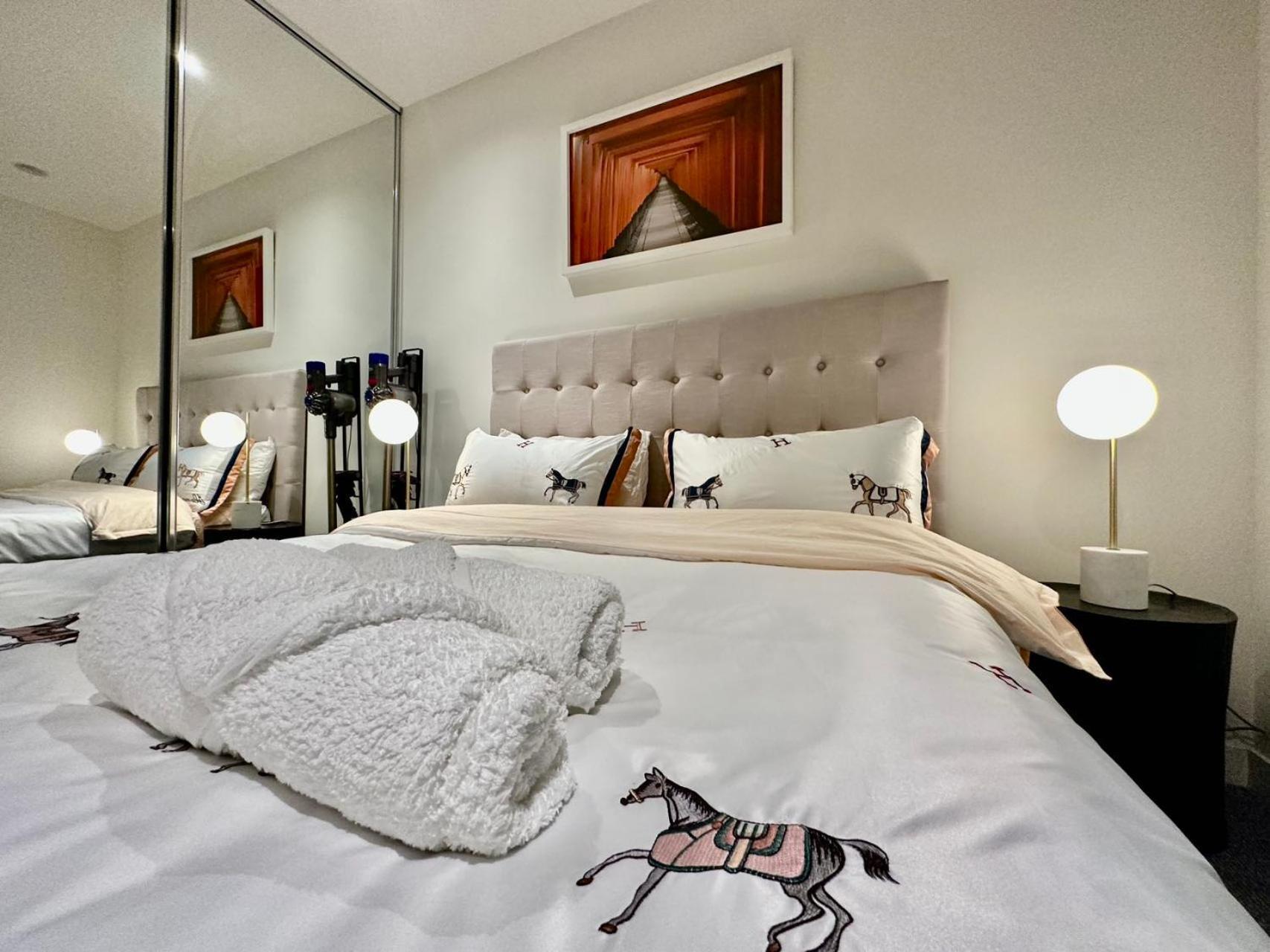 2b1b Cozy Near Train Station + Free Parking! * Melbourne