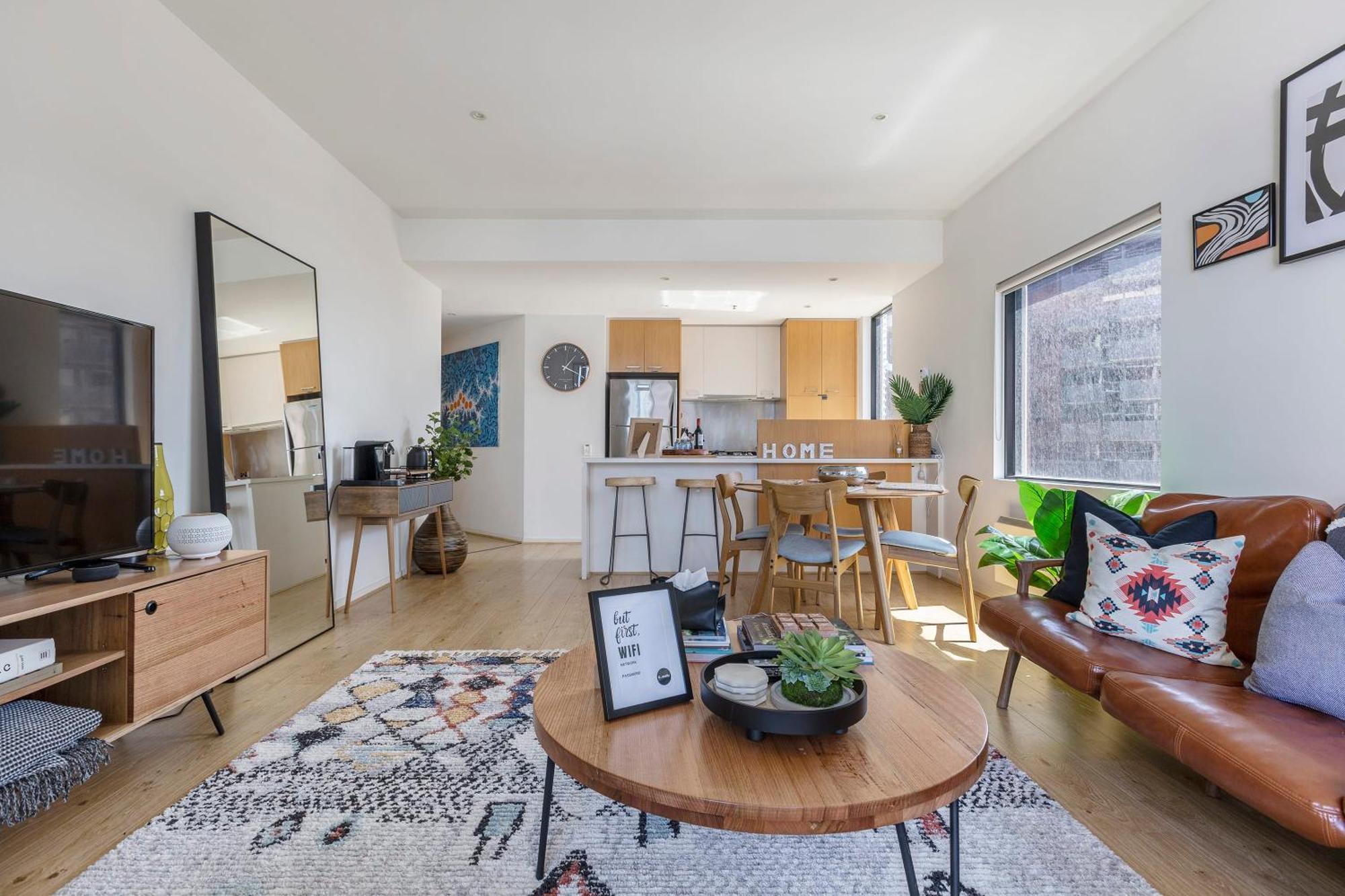 Vaquay Scandi Boho In Docklands * Melbourne
