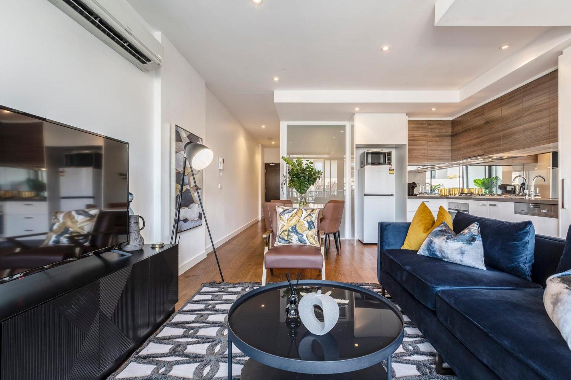 Vaquay Odyssey In Caulfield North *