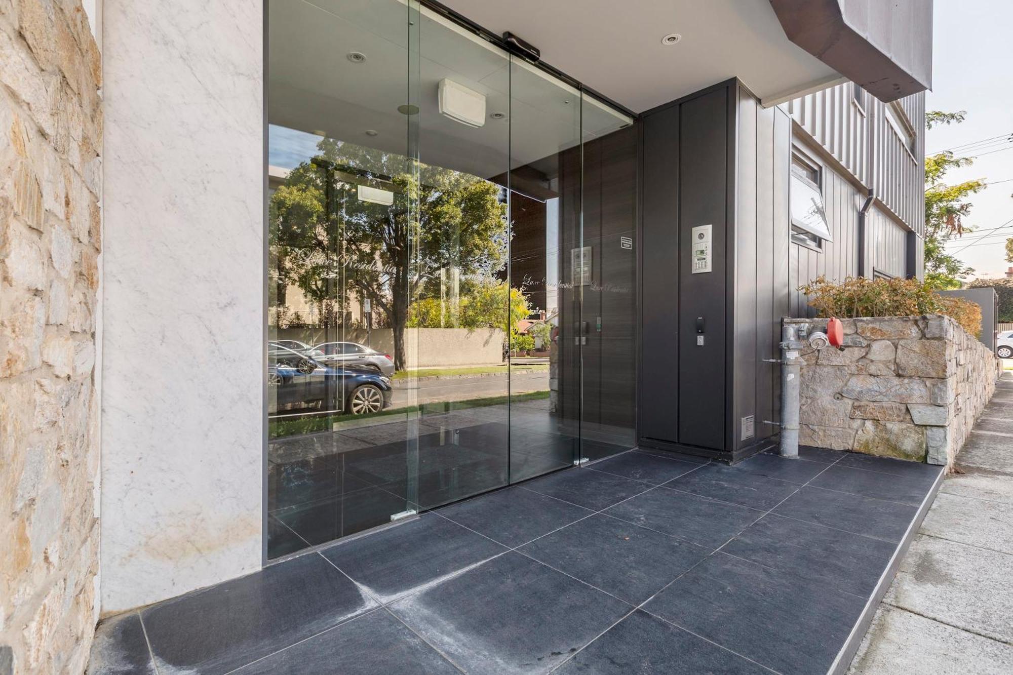 Vaquay Odyssey In Caulfield North * Melbourne