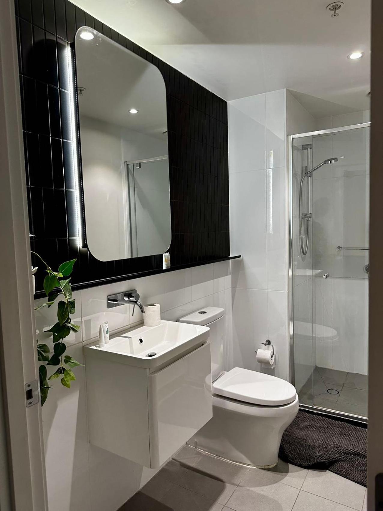 Kozyguru Collingwood 2b Townhouse Apartment *