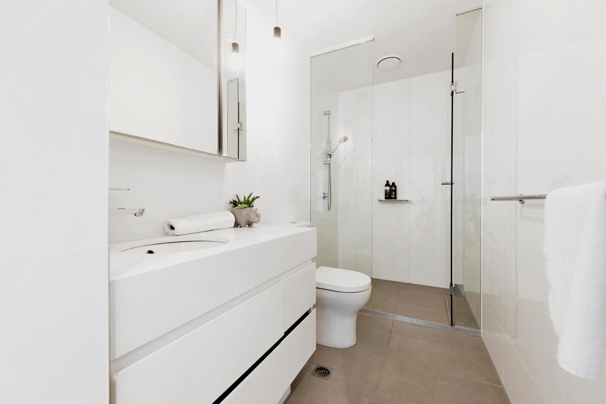 Apartment Eporo Tower Modern Cbd Melbourne