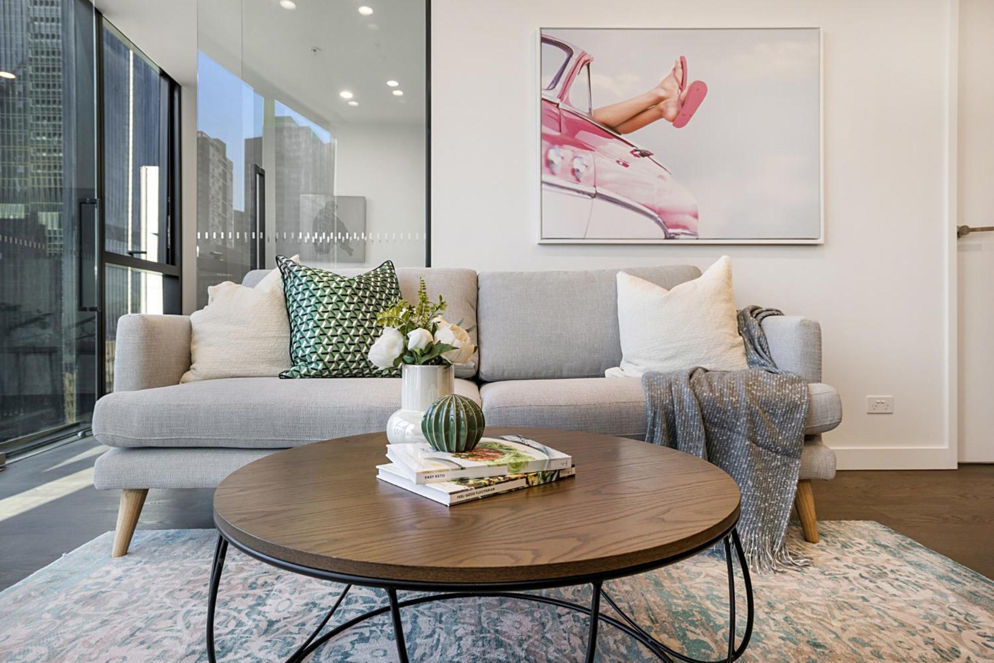 Modern With Stunning Cbd Views Apartment Melbourne